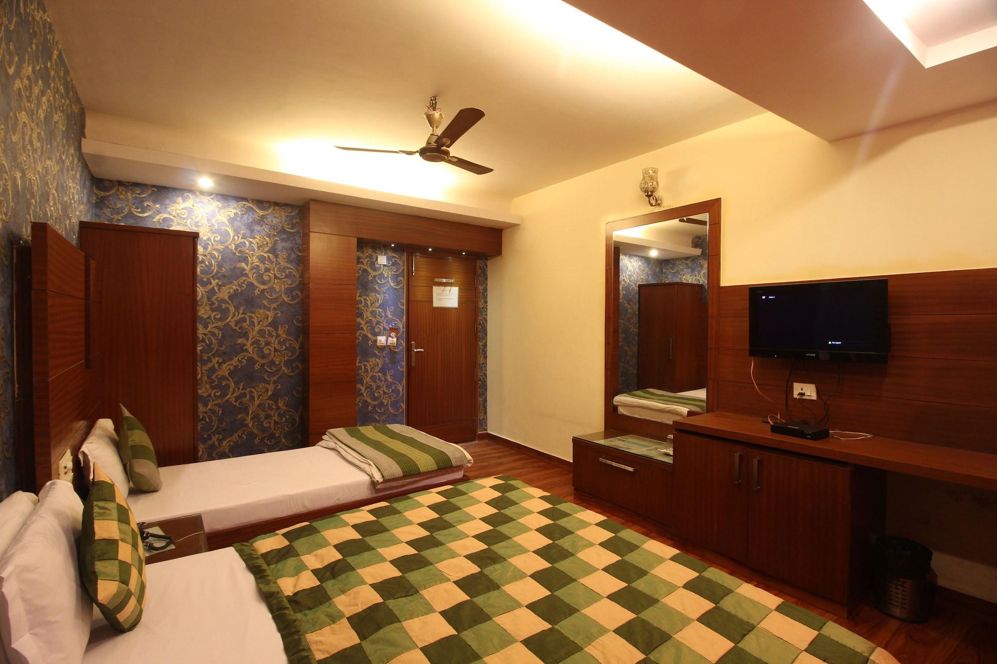 Hotel Vanson Villa - Near Connaught Place Нью-Дели Экстерьер фото