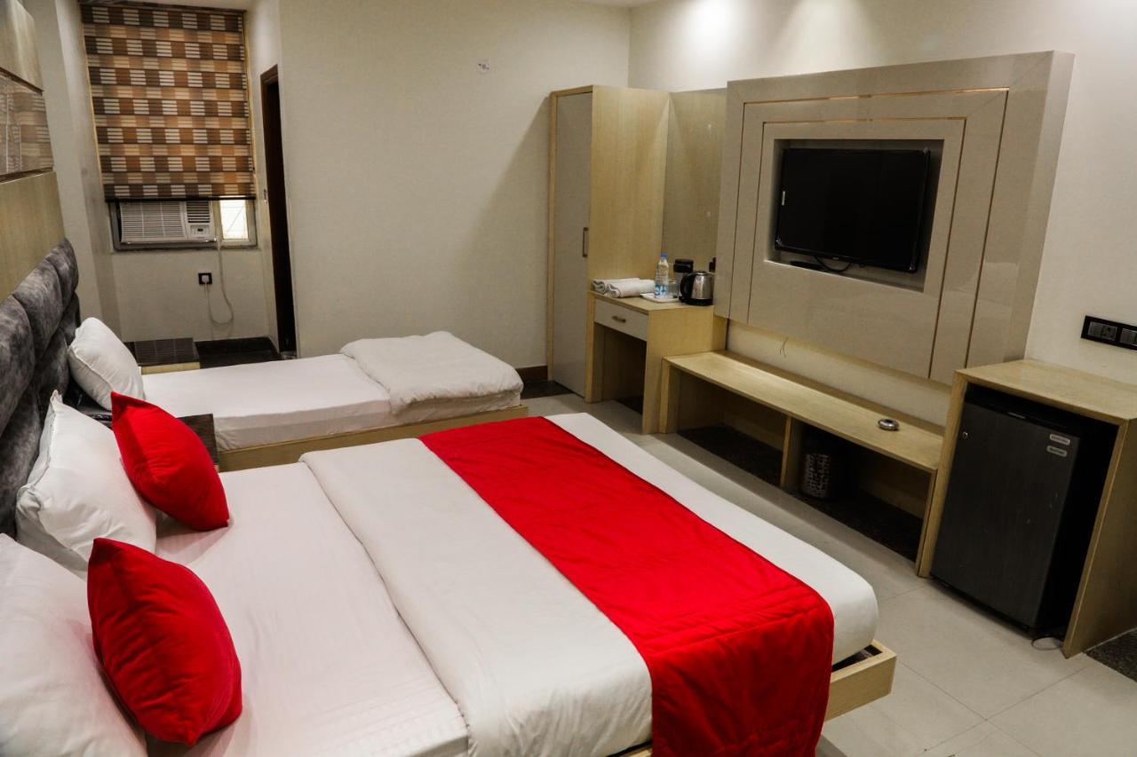 Hotel Vanson Villa - Near Connaught Place Нью-Дели Экстерьер фото