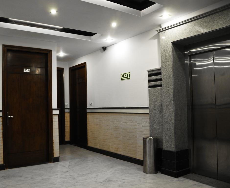 Hotel Vanson Villa - Near Connaught Place Нью-Дели Экстерьер фото