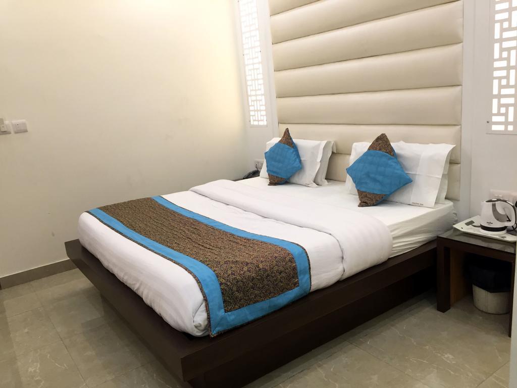 Hotel Vanson Villa - Near Connaught Place Нью-Дели Экстерьер фото