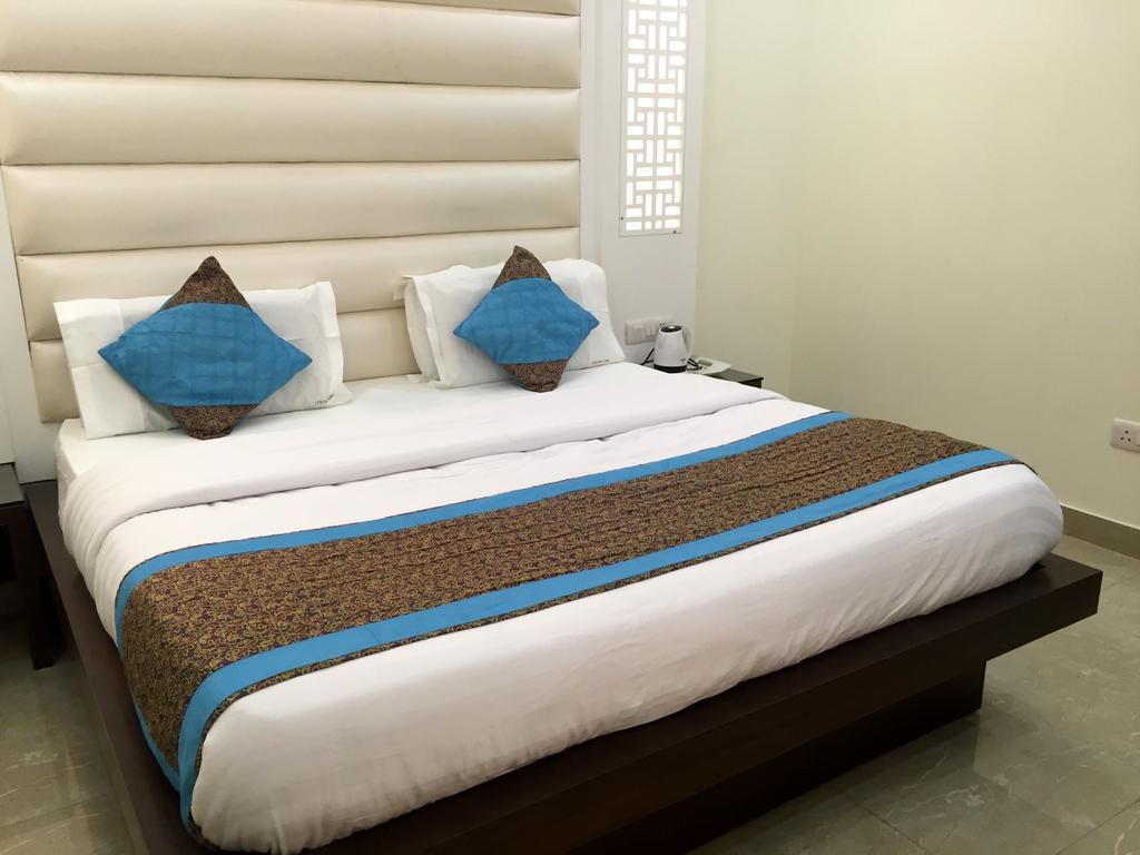 Hotel Vanson Villa - Near Connaught Place Нью-Дели Экстерьер фото
